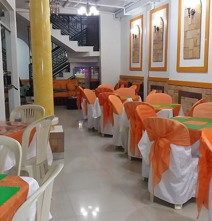 Hostal Corona Blanca Sucre Exterior photo