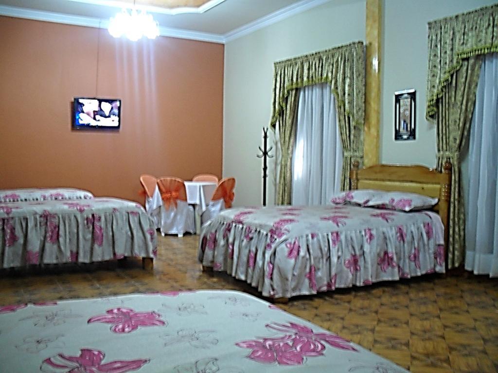 Hostal Corona Blanca Sucre Room photo