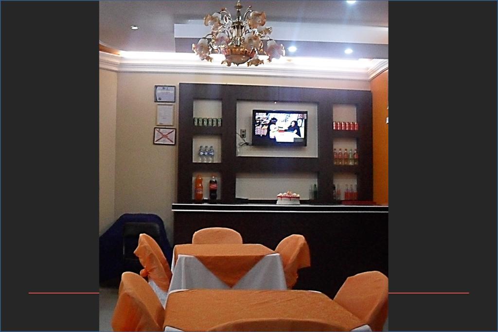 Hostal Corona Blanca Sucre Exterior photo