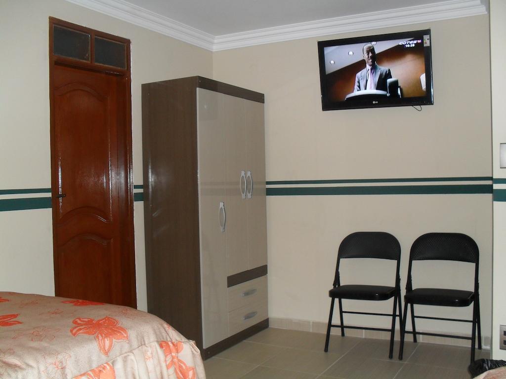 Hostal Corona Blanca Sucre Room photo