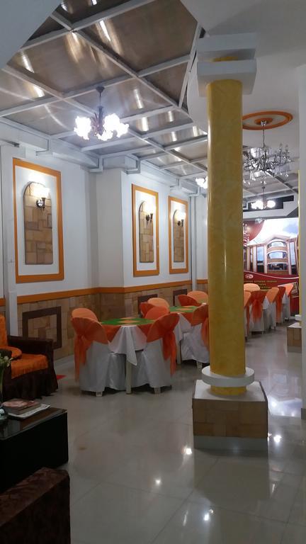 Hostal Corona Blanca Sucre Exterior photo
